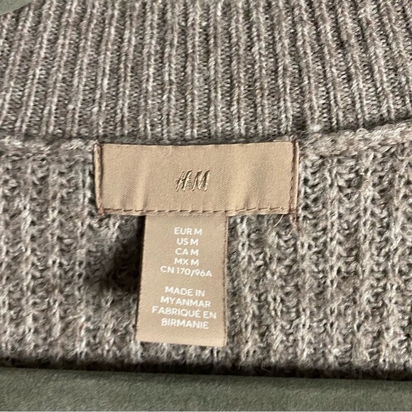 H&M Women's Taupe Button-Down Knit Cardigan - Picture 5 of 7